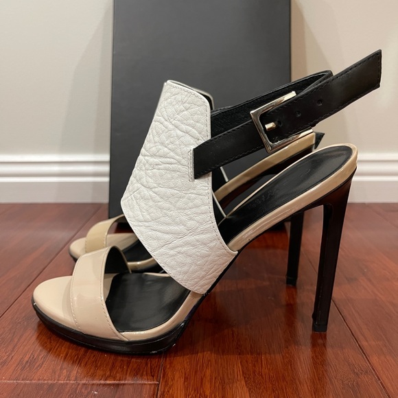 Zoe Wittner design nude/black leather heels - Picture 5 of 11